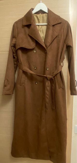 Chaqueta larga marrón ante con cinturón