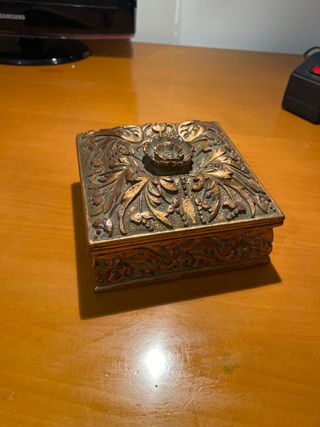 Caja joyero decorada