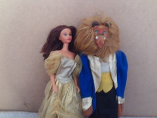 Lote Barbie La Bella y la Bestia Disney