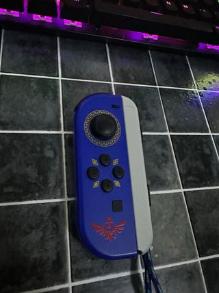 Joy-Con The Legend of Zelda Skyward Sword HD