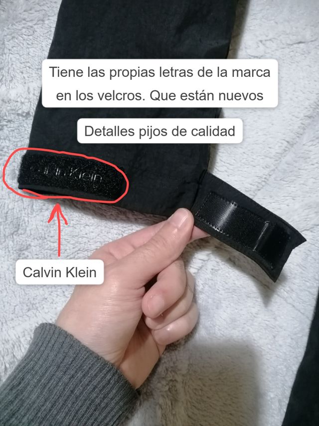 Calvin Klein 200€ TOP L a XL + regalo