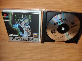 Alien Trilogy PS1 Platinum Completo ITA