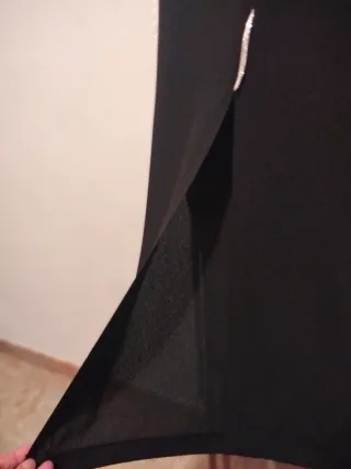 Falda negra elegante