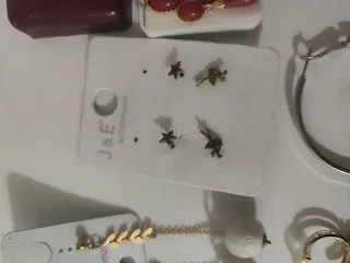 Pendientes Flor Negro y Dorado