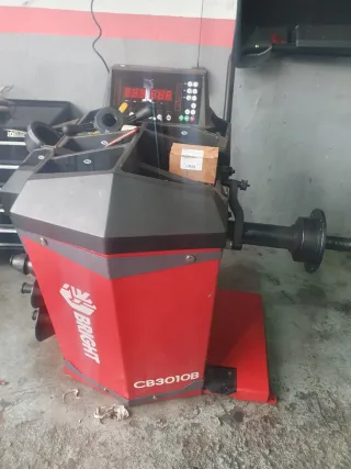 Máquina equilibradora BRIGHT CB3010B y desmontador