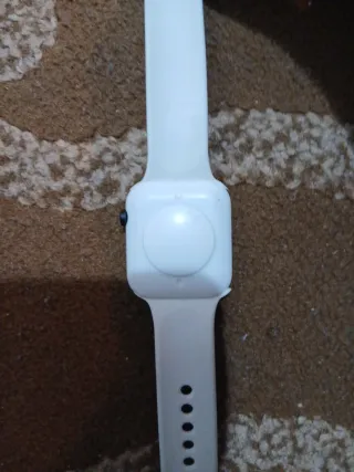 Reloj digital blanco