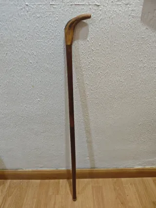 Bastón antiguo en junco de Malaca