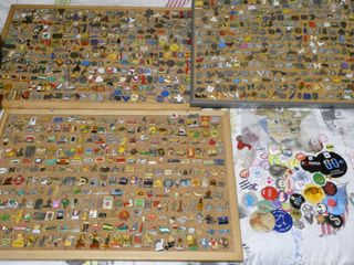 LOTE COLECCIÓN DE 1050 PINS CHAPAS PUBLICIDAD FÚTB