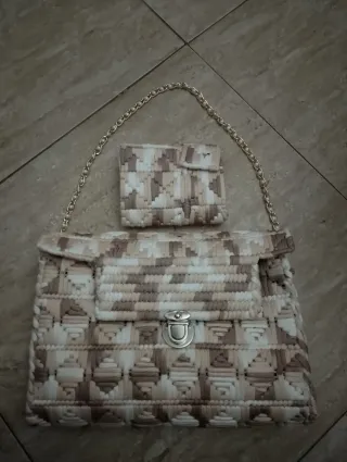Bolso y cartera hechos a mano
