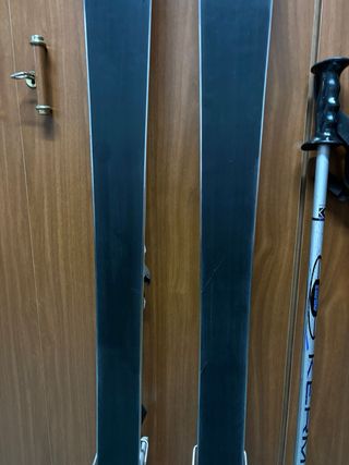 Esquís y bastones 163cm