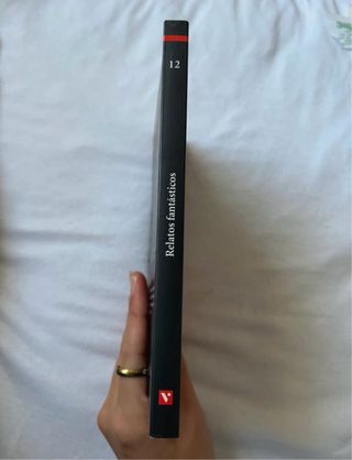 Relatos Fantasticos / Fantastic Stories (Aula d...