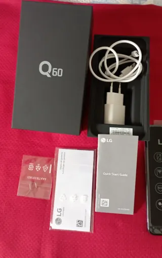 LG Q60 Telefono + Caricatore + Cavo