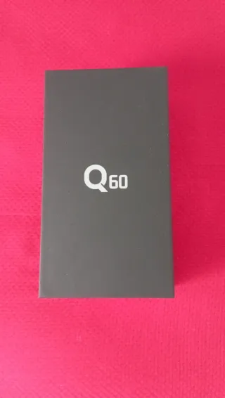 LG Q60 Telefono + Caricatore + Cavo