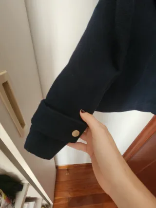 Abrigo corto Zara capucha azul marino