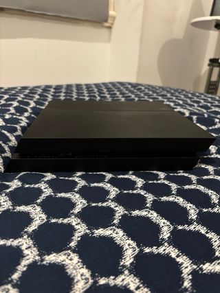 PS4 Slim Sony Preto com Comando