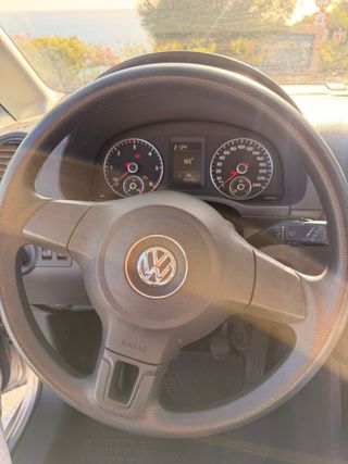 Volkswagen Caddy 2012