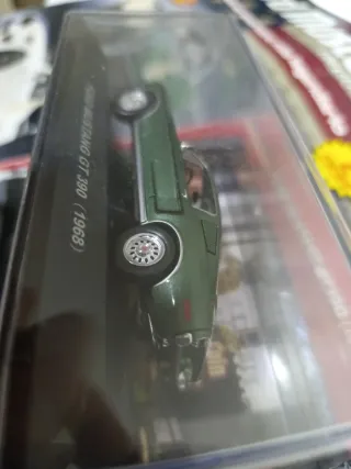 Ford Mustang GT390 (1968) y Shelby GT350R (2016)