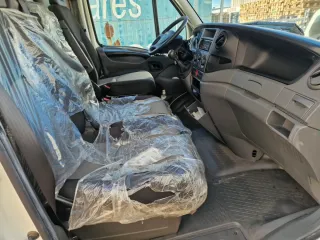 Camión / Furgoneta 3 plazas