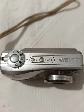 Cámara Kodak EasyShare c713 Plata