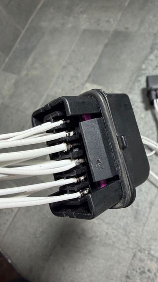 Cableado Faro Xenon VW Golf IV