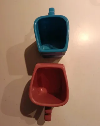 Coppia tazze Lui Lei che si baciano