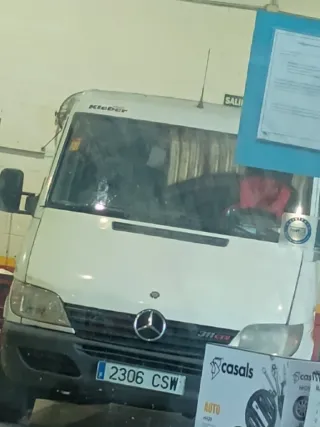 Mercedes-Benz Sprinter 2004