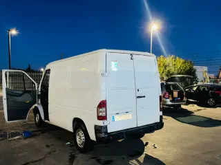 Mercedes-Benz Sprinter 2004