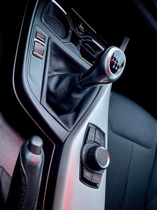 BMW Serie 1 2013 (12 MESES DE GARANTIA OPCIONAL)