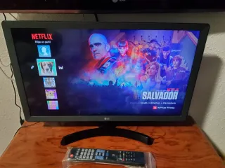 Televisor LG Smart TV 24 con Mando