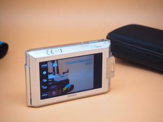 Cámara Sony Cybershot DSC T77 Y2K