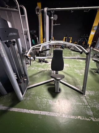 Lote de máquinas de gimnasio