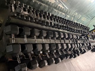 Lote de máquinas de gimnasio