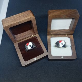 ANILLO ALEMÁN II GUERRA MUNDIAL ESTUCHE DE MADERA