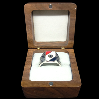 ANILLO ALEMÁN II GUERRA MUNDIAL ESTUCHE DE MADERA