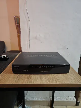 Router Cisco Systems 800 Series