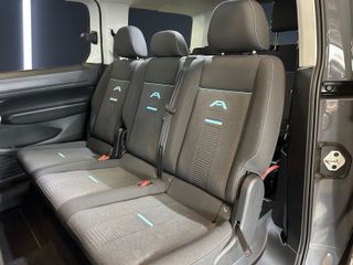 Ford Grand Tourneo Connect Ford Grand Tourneo Connect 2.0 Ecoblue 90kW Active Auto