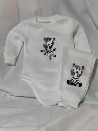 Conjunto bebé cebra