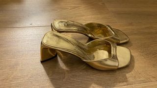 Tacones Zara dorados talla 36