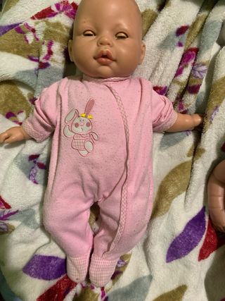 2 Bebés Muñecos 40 y 35 cm. Para que los mires los