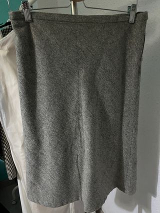 Falda de paño gris midi