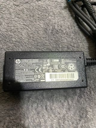 Cargador HP 45W Punta Azul 19.5V 2.31A