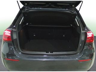 Mercedes-Benz Clase A 180 100 kW (136 CV)