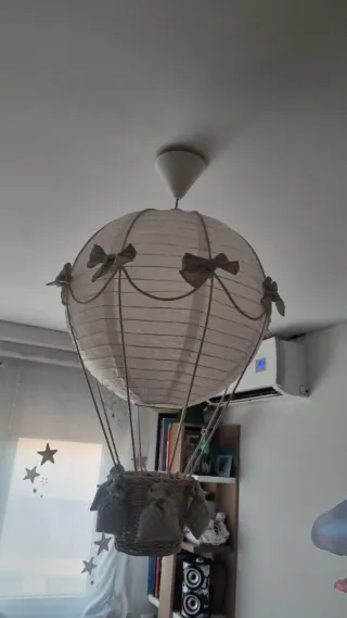 Lámpara infantil globo aerostático