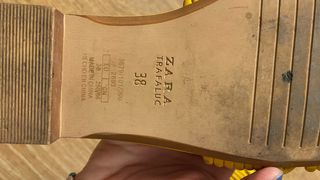 Sandalias Zara amarillas trenzadas