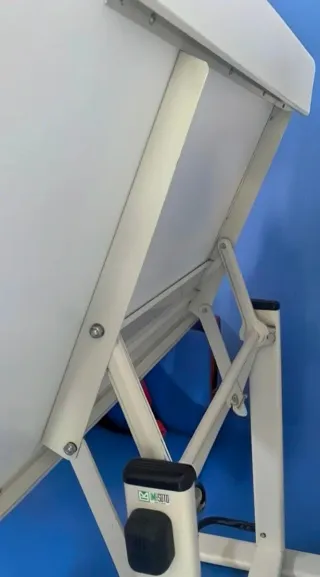 Mesa de Dibujo Técnico Ajustable