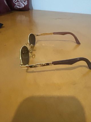 Gafas de sol Sting negras y moradas