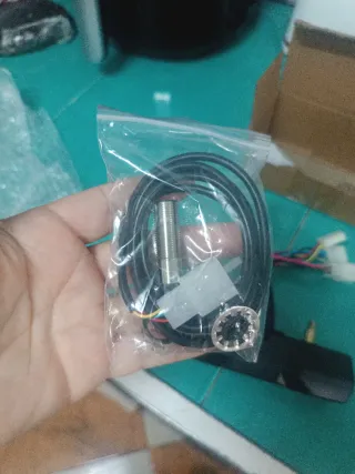 Velocímetro digital universal para moto