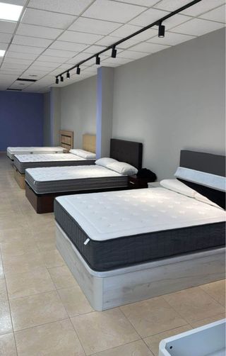 Liquidación canapés y colchones