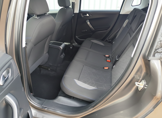 PEUGEOT 2008 Style 1.2L 82CV. 2018