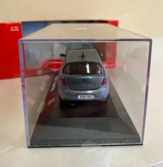 Maqueta Seat Toledo 1:43 Oficial